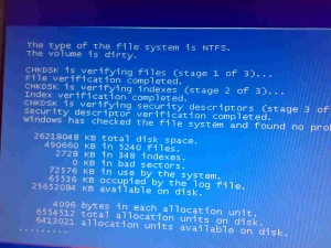 Windows开机总是蓝屏检查磁盘是硬盘出现坏道的先兆。
